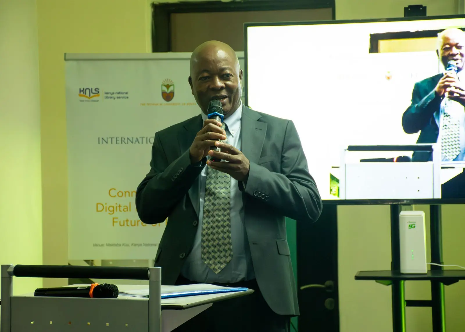 International Conference on Connecting Codes photo 1